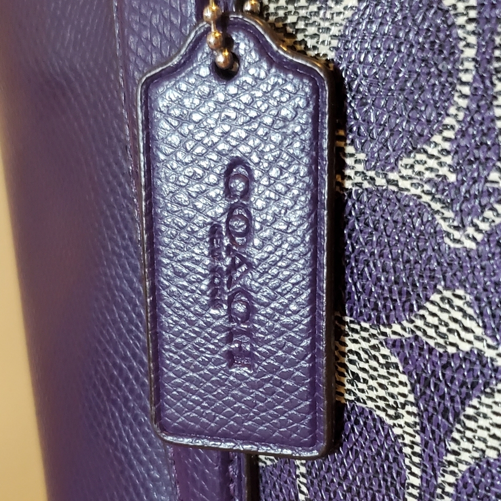 Coach Tote